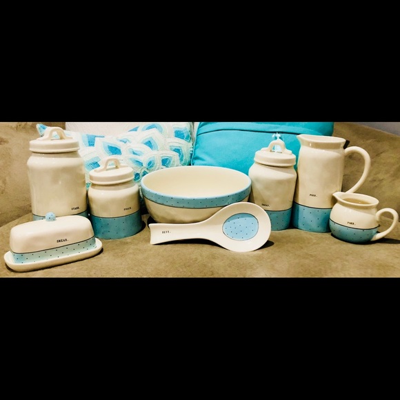 Rae Dunn Blue Polka Dot Spring 8 piece set - Picture 1 of 3